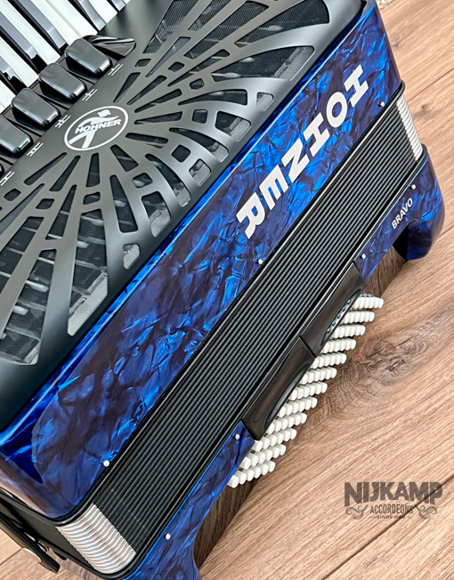Hohner Bravo III 72 Silent Key - LMM - Blauw