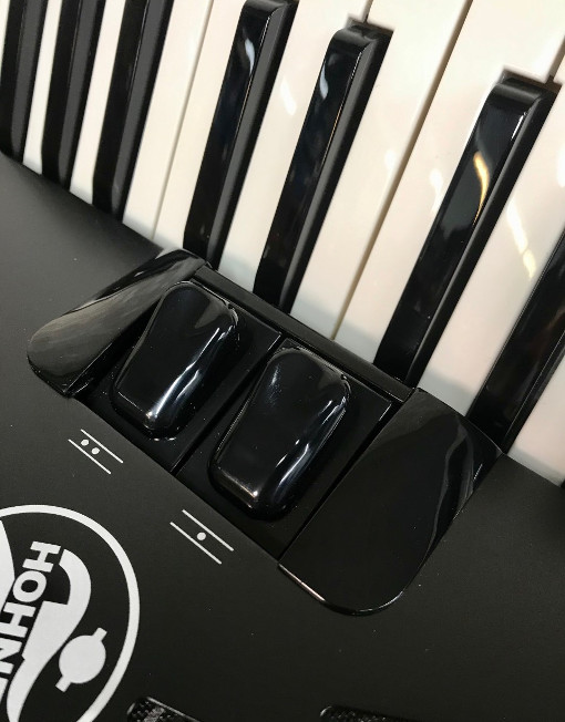 Hohner Bravo II 48 Silent Key - MM - Black