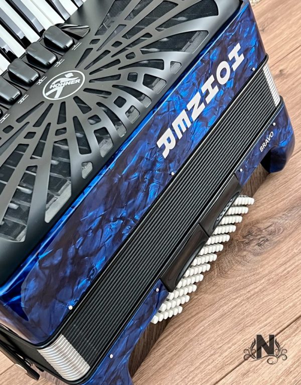 Hohner Bravo III 72 Silent Key - LMM - Blauw