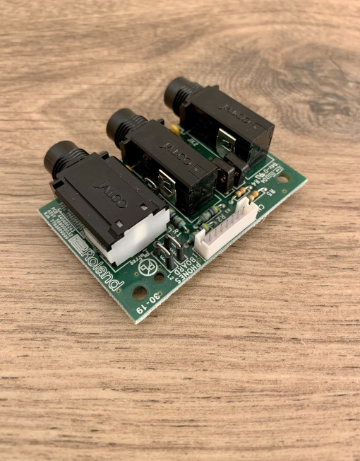 Koptelefoon en Jack-Output Board voor Roland  FR-8X(B) en Bugari Evo Series